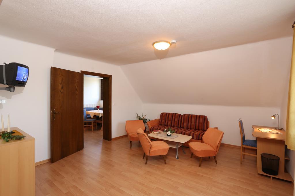 Hofer Konuk evi Villach Oda fotoğraf
