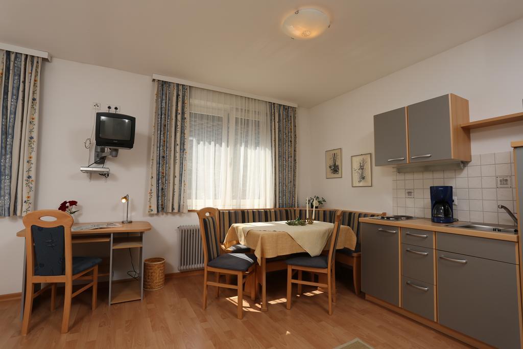 Hofer Konuk evi Villach Oda fotoğraf